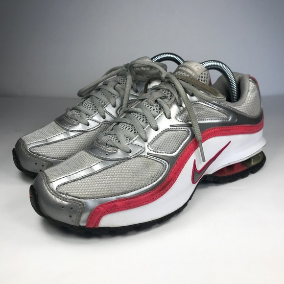 nike reax grey
